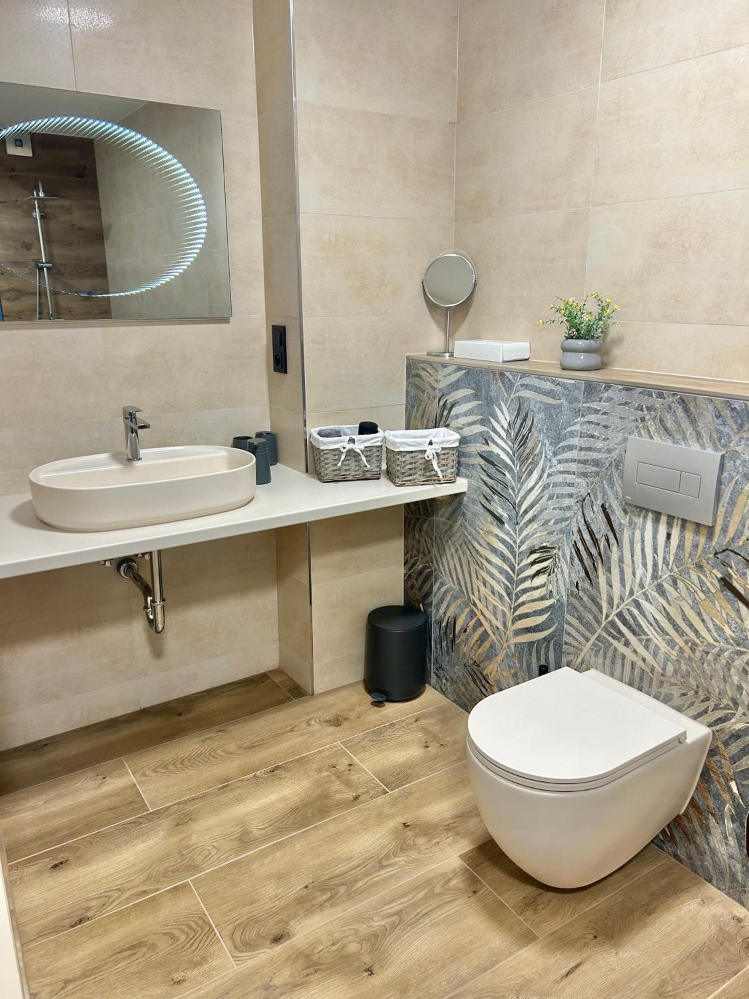 Apartment Dita Karlovy Vary Bagian luar foto